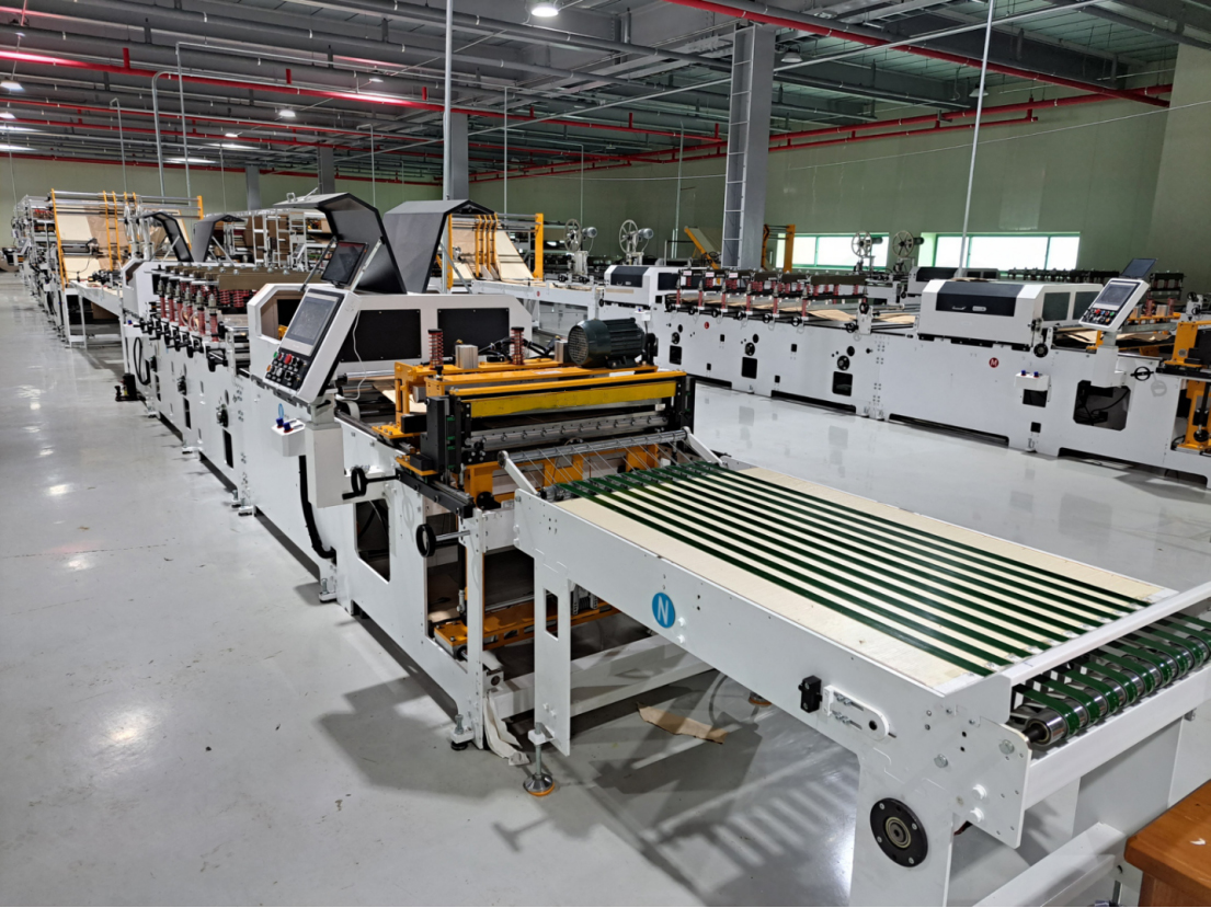 Hexcelwrapping Padded Mailer Making Machine