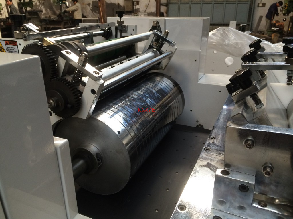 Automatic Paper Box Window Patching Machine