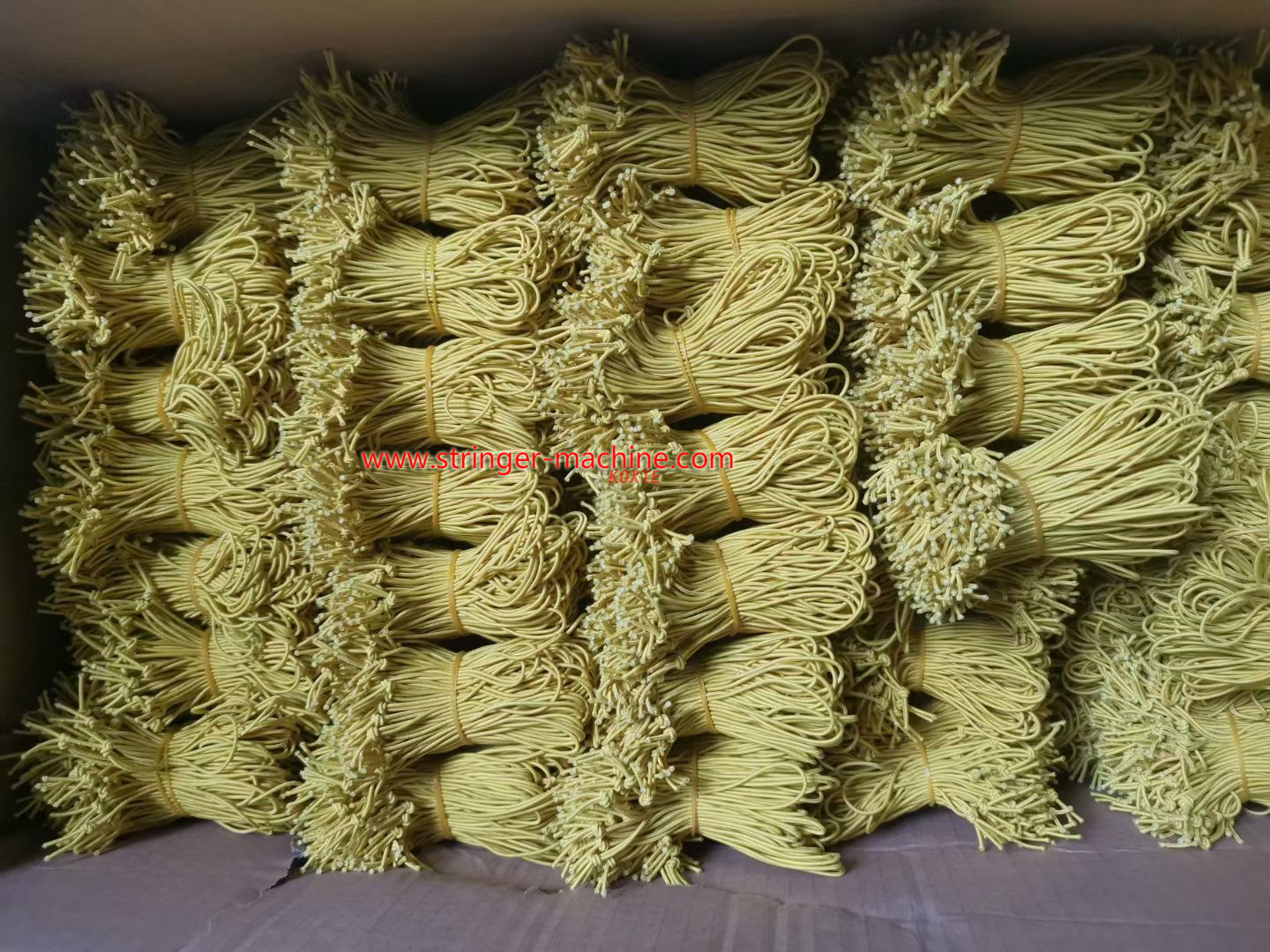 Full Automatic High Speed Hang Tag Paper Hangtag Threading Threader Machine