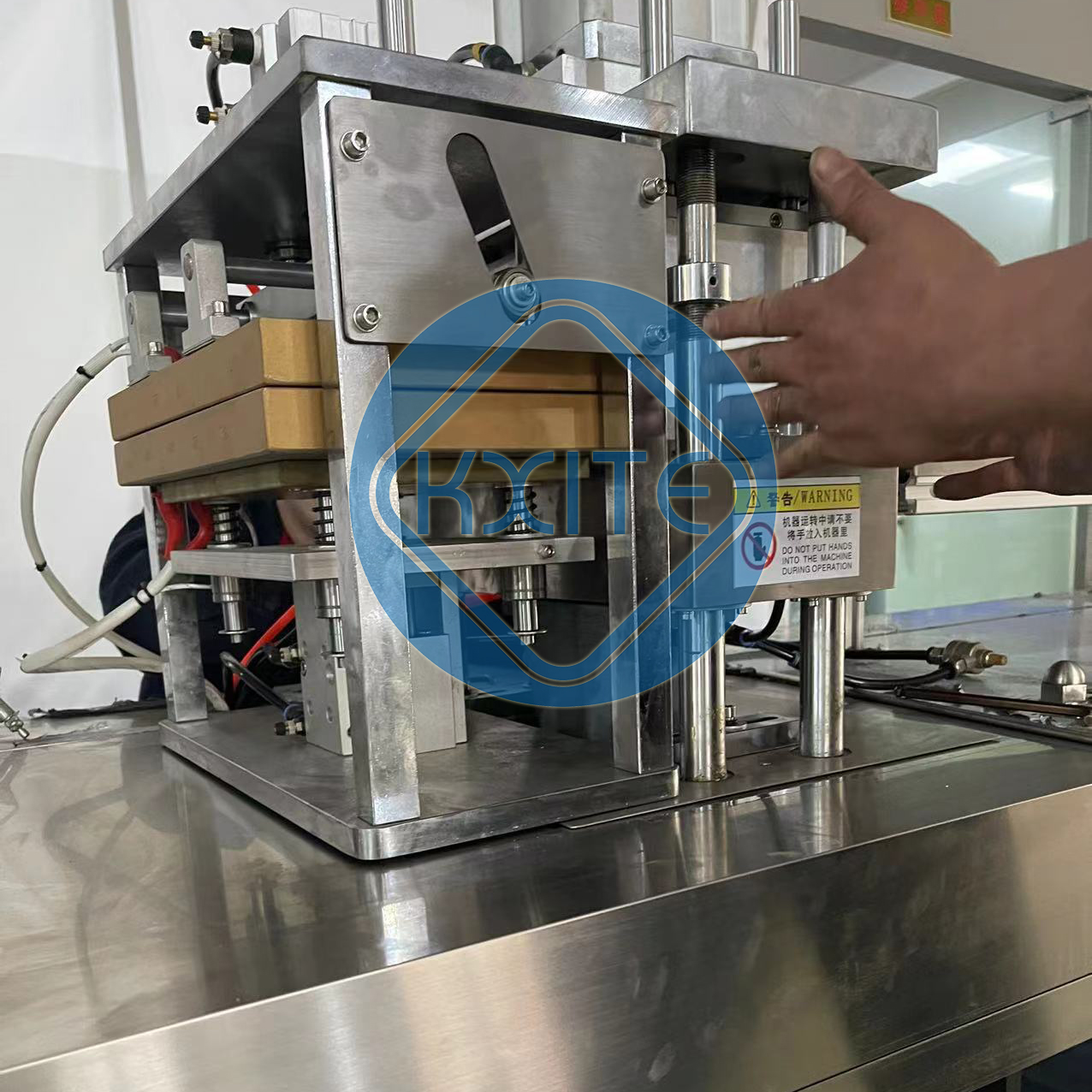 High Speed Plastic Blister Paper Card Packing Machine for Toothbrush