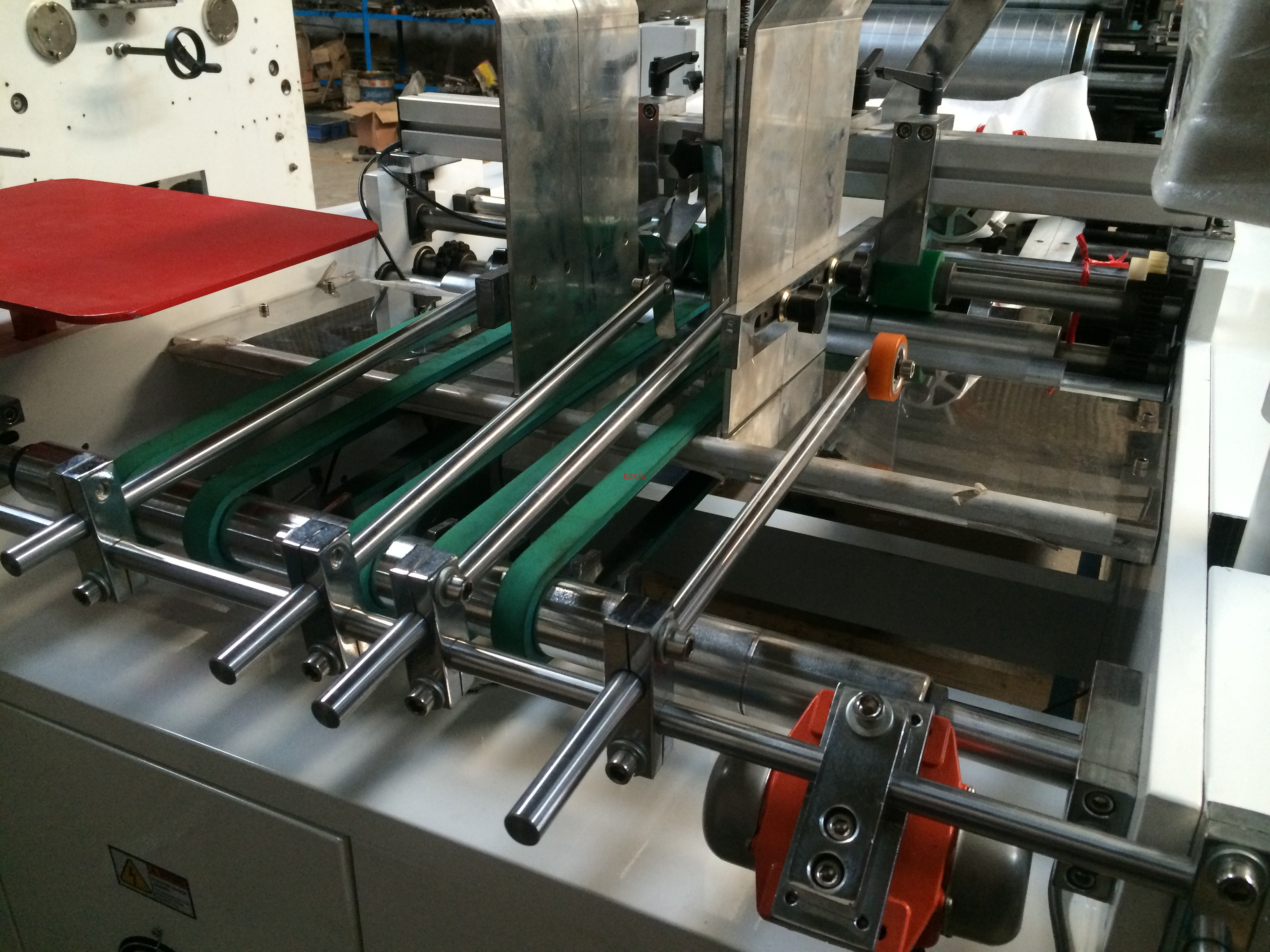 Automatic Paper Box Window Patching Machine